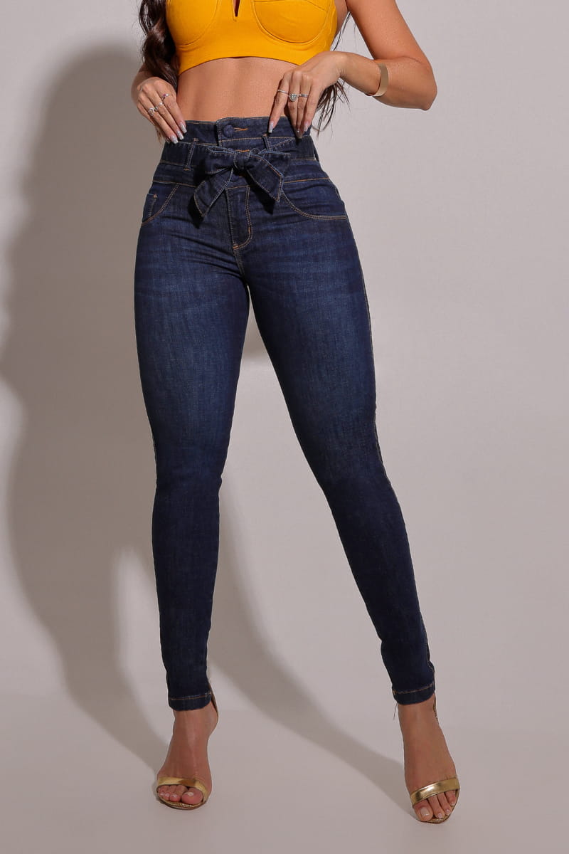 Jeans Moldeador Con Cinto Denim