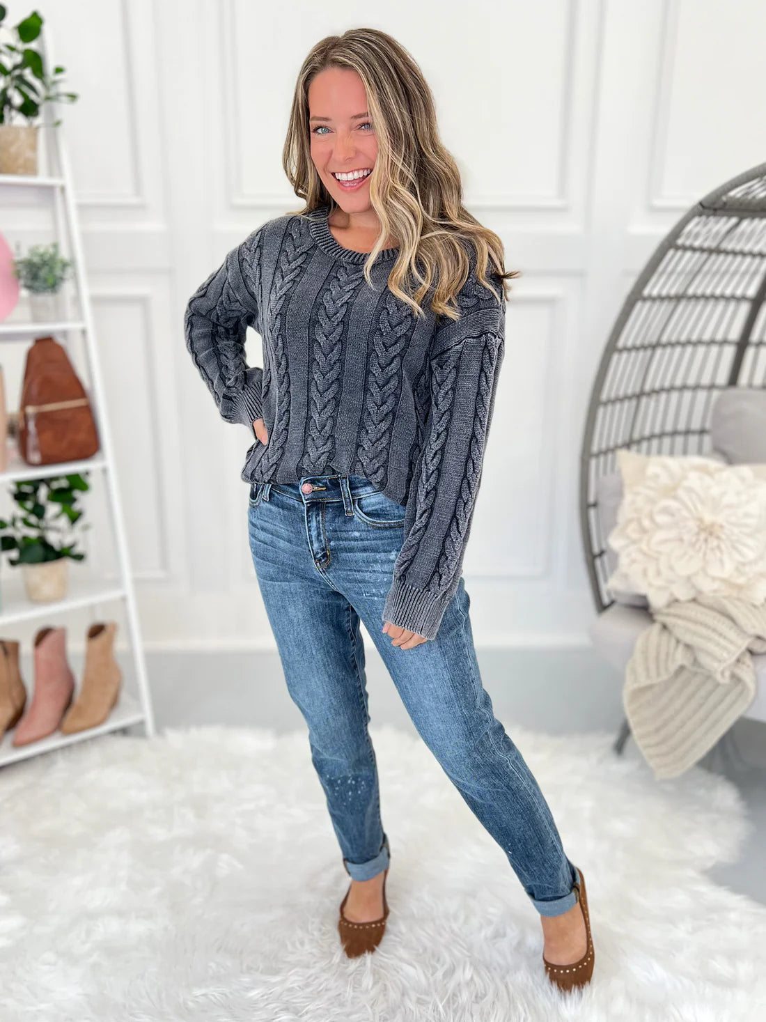 jeans de pierna ancha y cropped