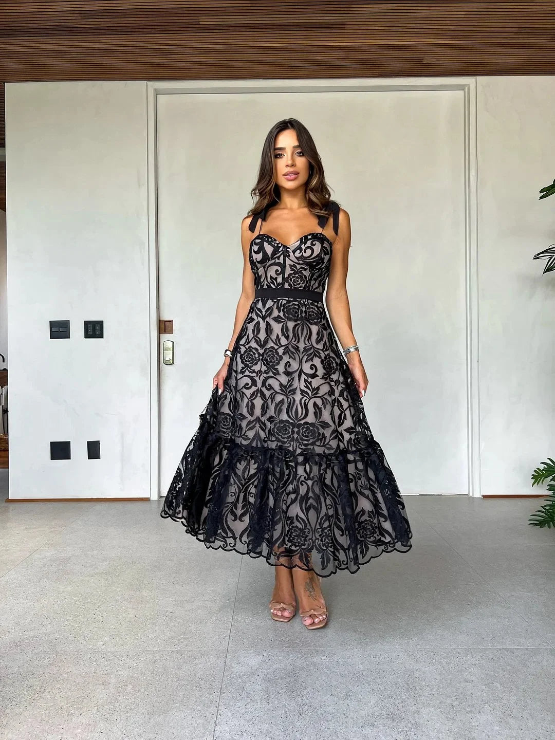 Vestido Midi en Encaje