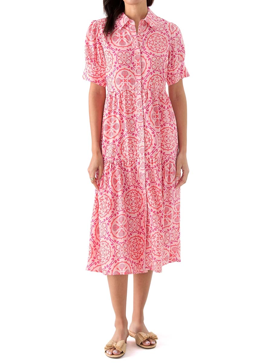 Vestido camisero estampado de manga corta con capas