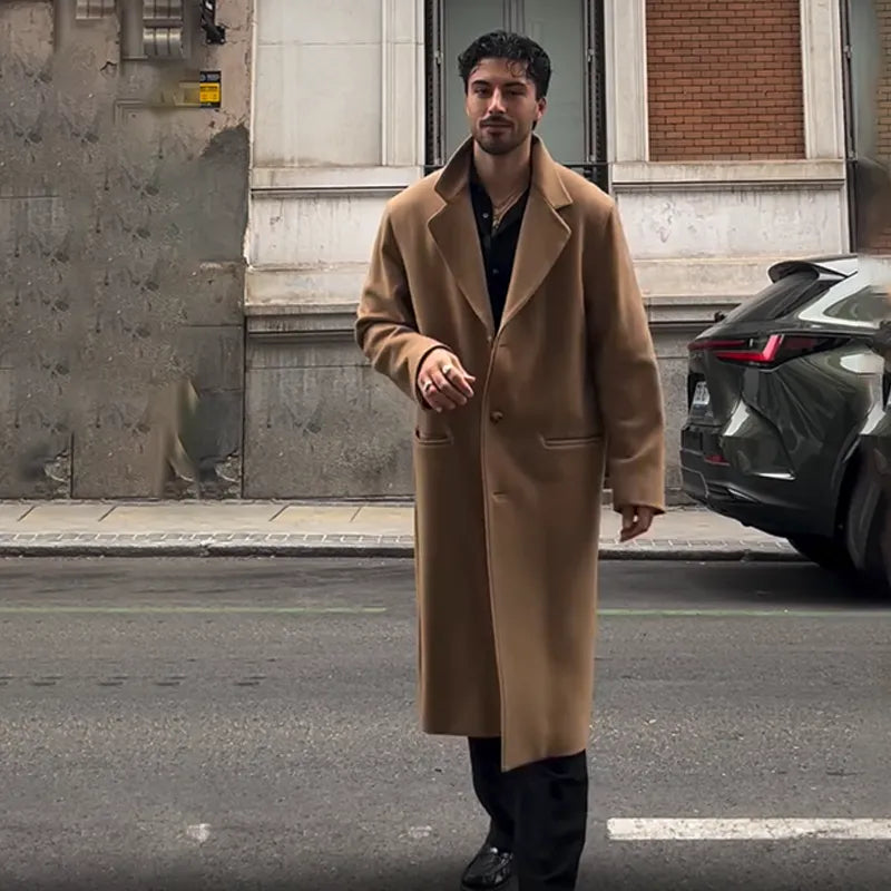 Abrigo por encima de la rodilla