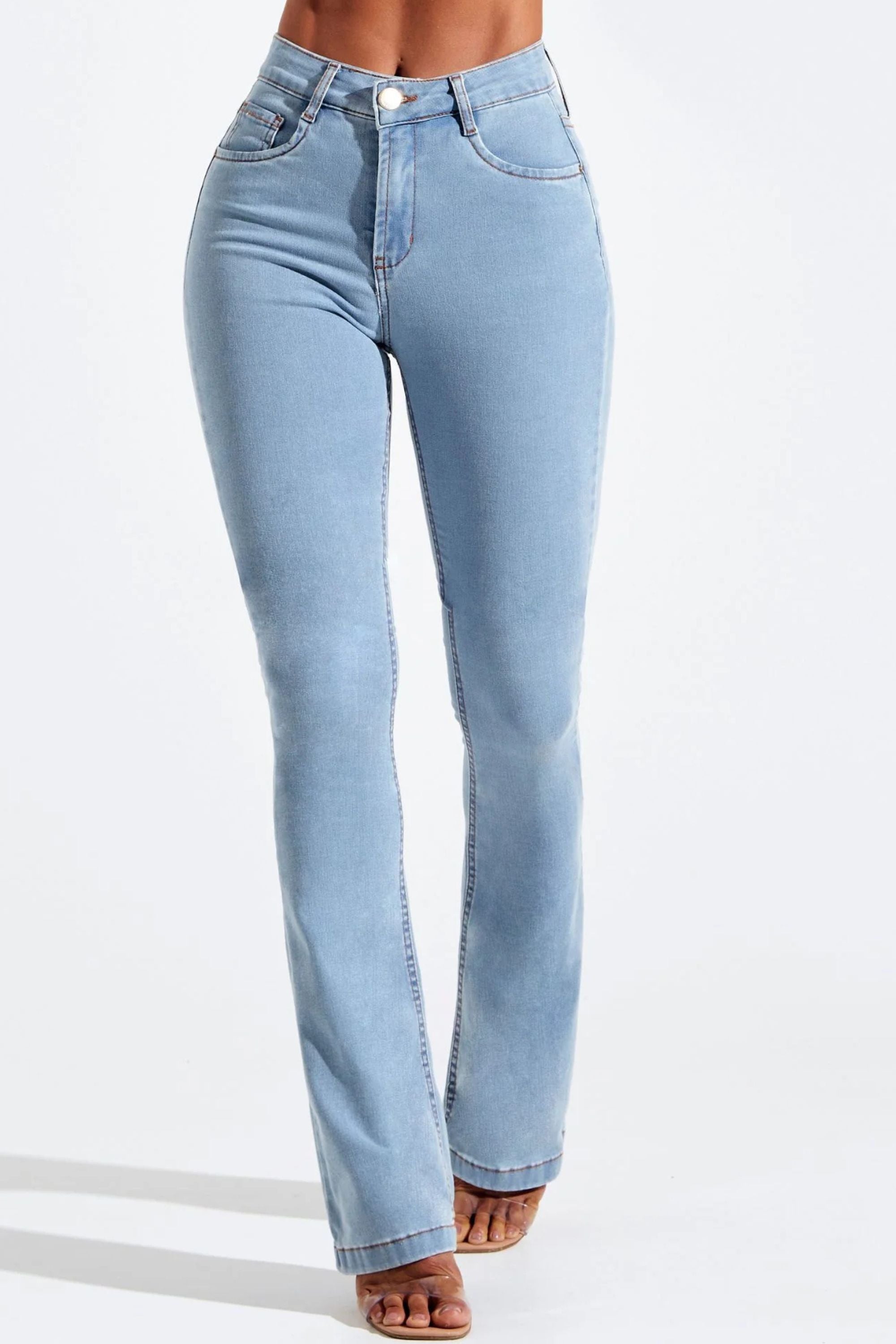 Vaqueros Claros con Efecto Moldeador