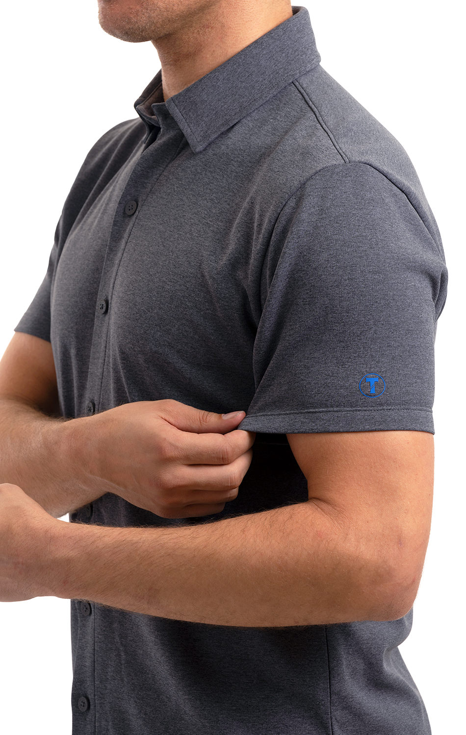 Polo de manga corta con botones de alto rendimiento