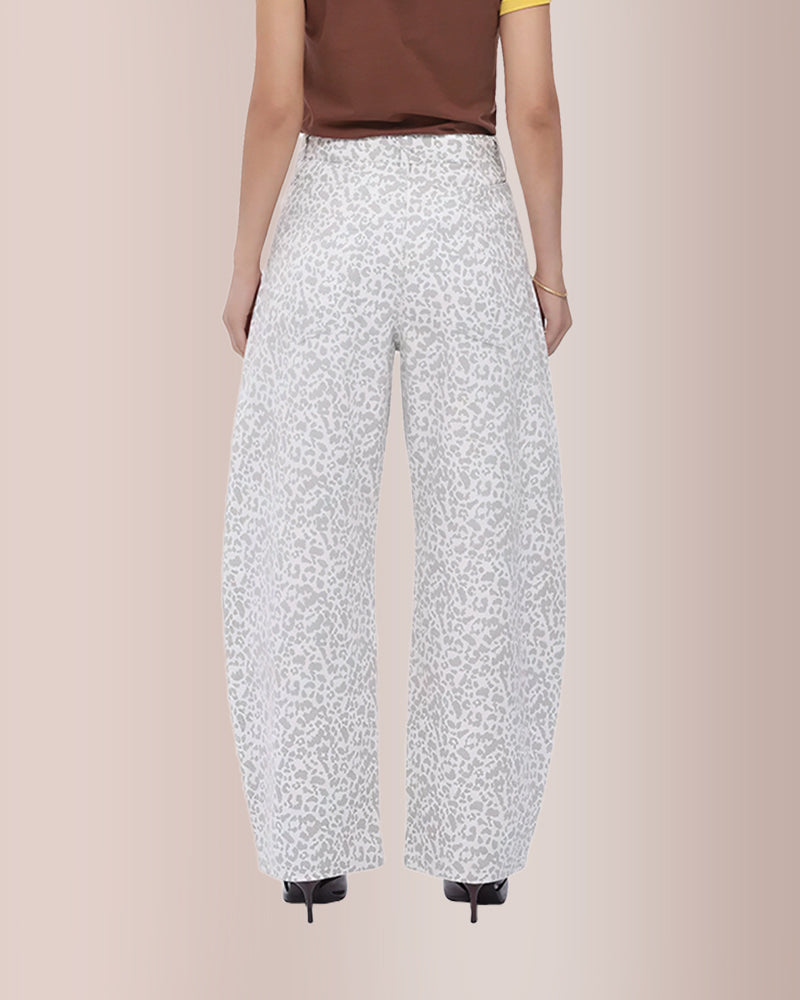 Jeans Holgado  y pierna de barril