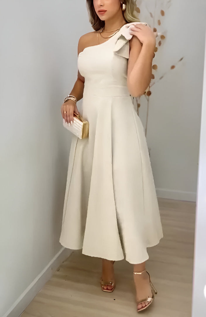 Vestido amalla clásico con lazo