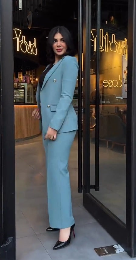 Traje Elegante Turquesa