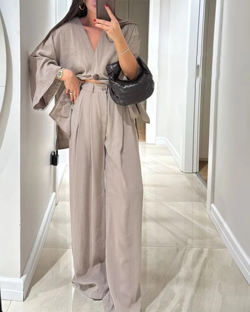 Céline | Conjunto con escote en V